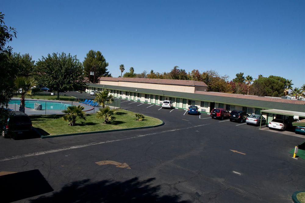 Town House Motel Lancaster Exteriör bild